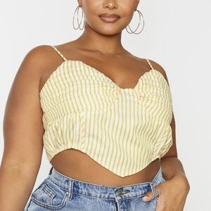 NWT PrettyLittleThing Crop Top